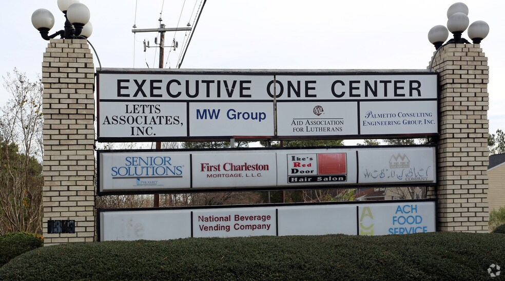 1343 Garner Ln, Columbia, SC for sale - Building Photo - Image 2 of 6