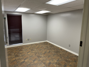 360 Graham Rd, College Station, TX for lease Interior Photo- Image 1 of 1