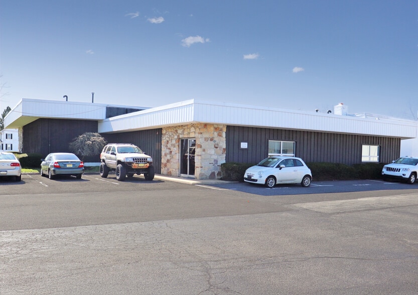 2601-2603 River Rd, Cinnaminson, NJ for lease - Building Photo - Image 1 of 5