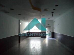 Retail in Cáceres, Cáceres for lease Interior Photo- Image 1 of 5