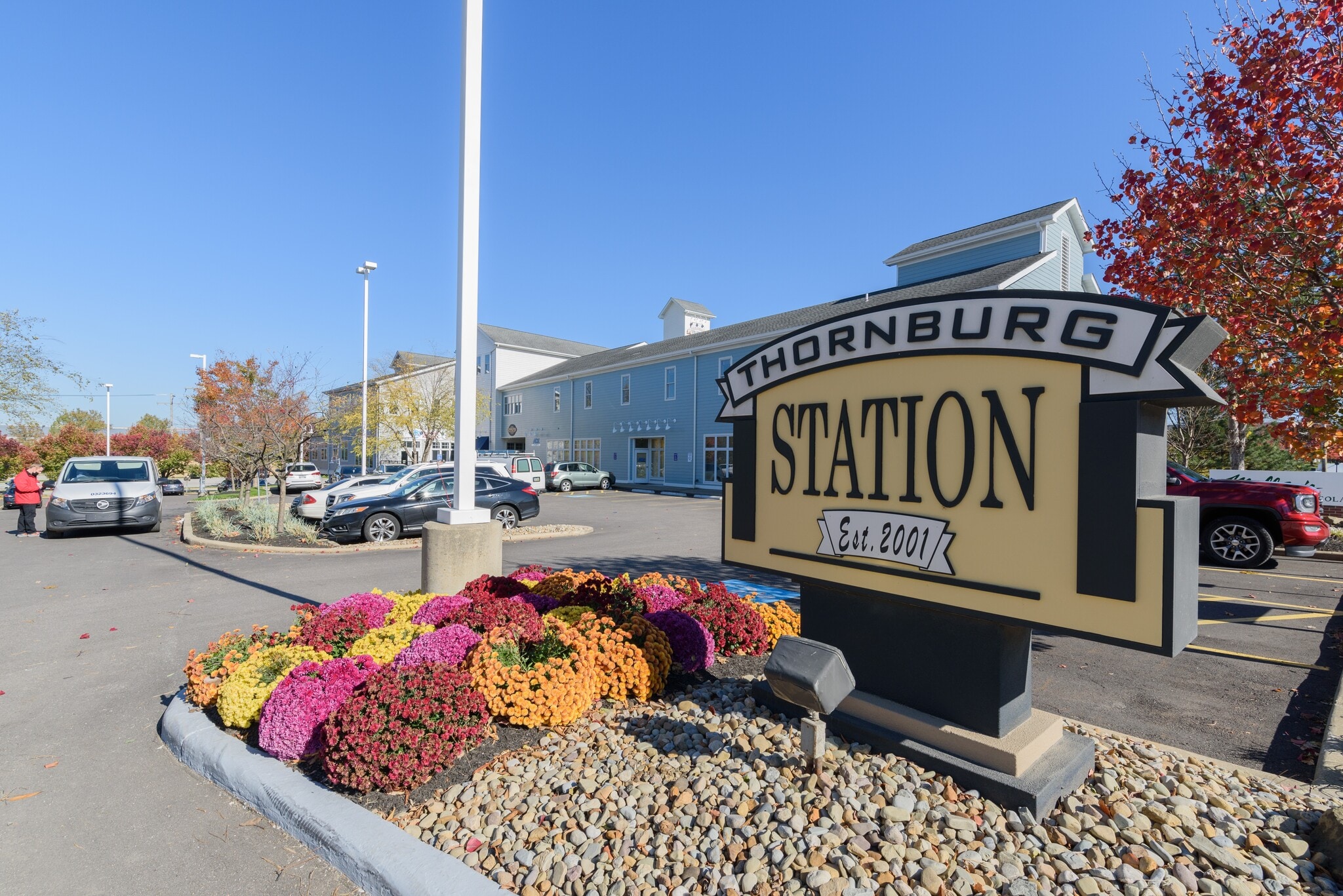 8111 Rockside Rd, Valley View, OH à louer Photo du bâtiment- Image 1 de 18