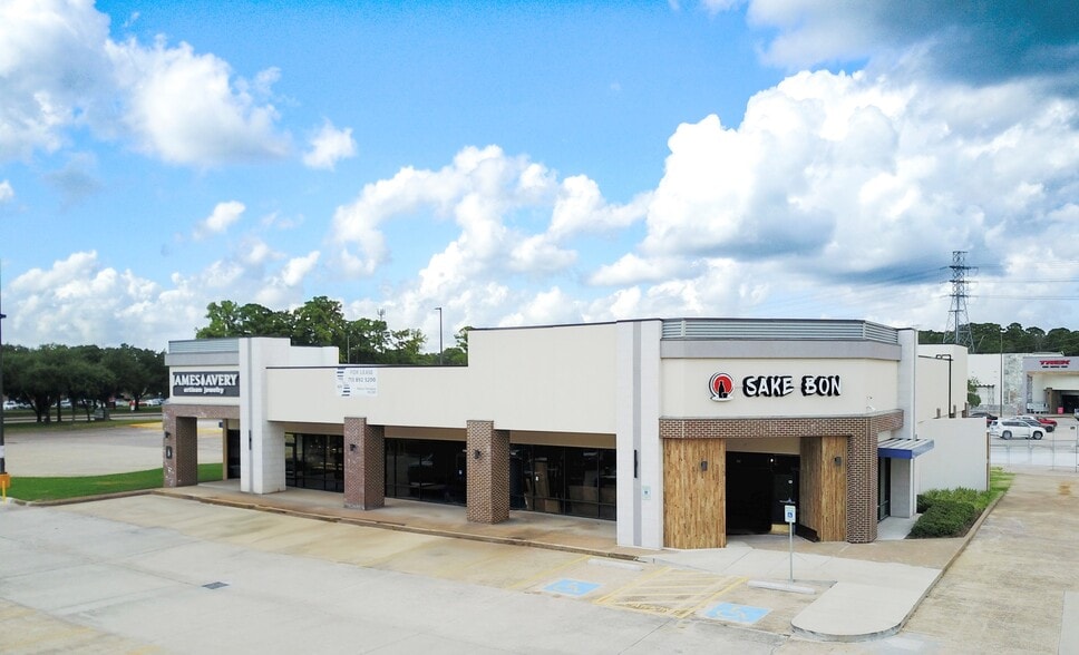 4303-4445 Kingwood Dr, Kingwood, TX for lease - Building Photo - Image 2 of 6