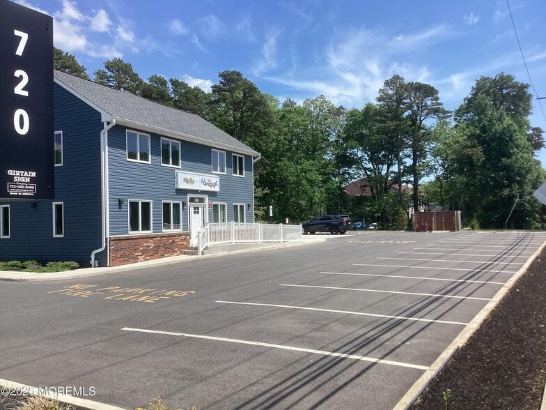 720 Lacey Rd, Forked River, NJ for lease - Building Photo - Image 2 of 2