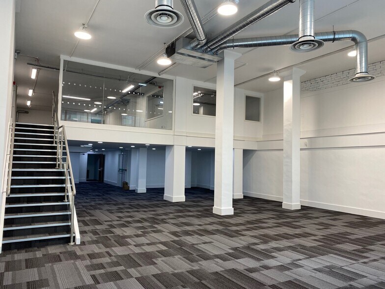 162 Bothwell St, Glasgow à louer - Photo du bâtiment - Image 3 de 13