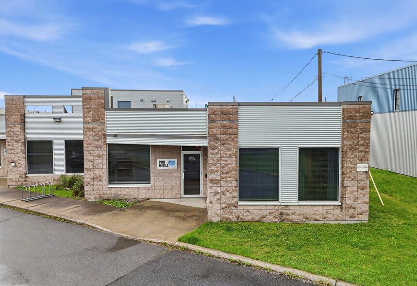 4150 Boul Matte, Brossard, QC for lease - Building Photo - Image 3 of 5