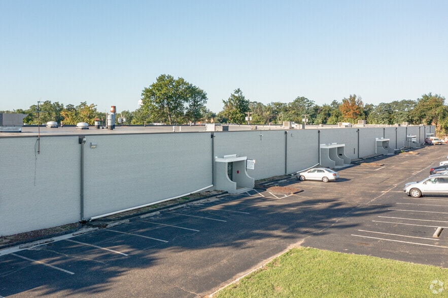 815 Hylton Rd, Pennsauken, NJ for lease - Building Photo - Image 3 of 6