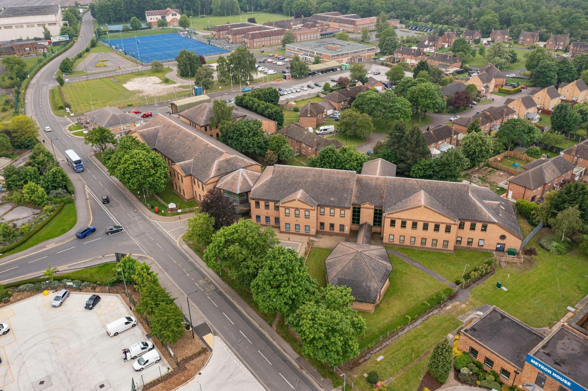 First Ave, Doncaster for lease Building Photo- Image 1 of 13