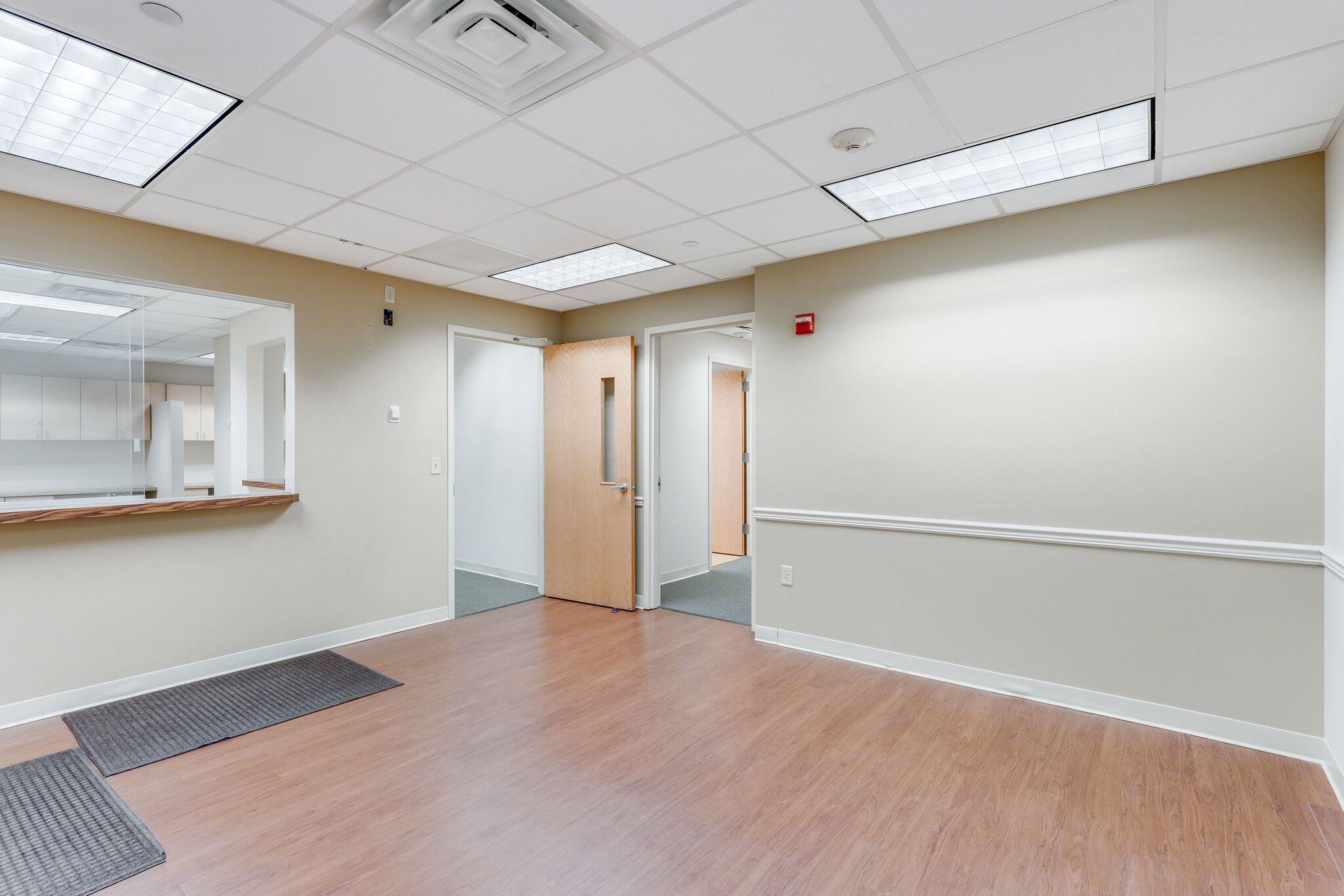 75 Crystal Run Rd, Middletown, NY for lease Interior Photo- Image 1 of 6