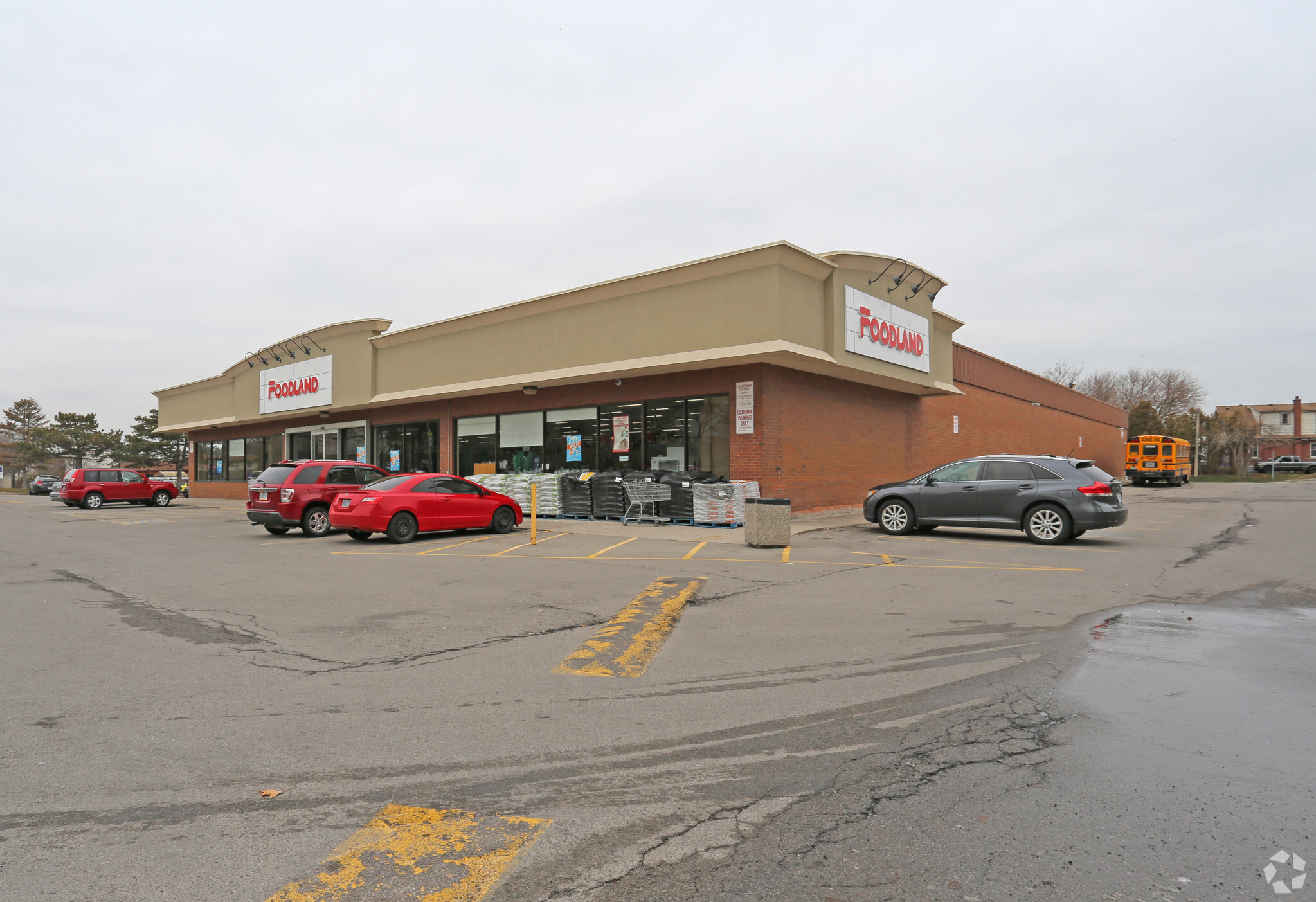 399 Greenhill Ave, Hamilton, ON for sale Primary Photo- Image 1 of 1