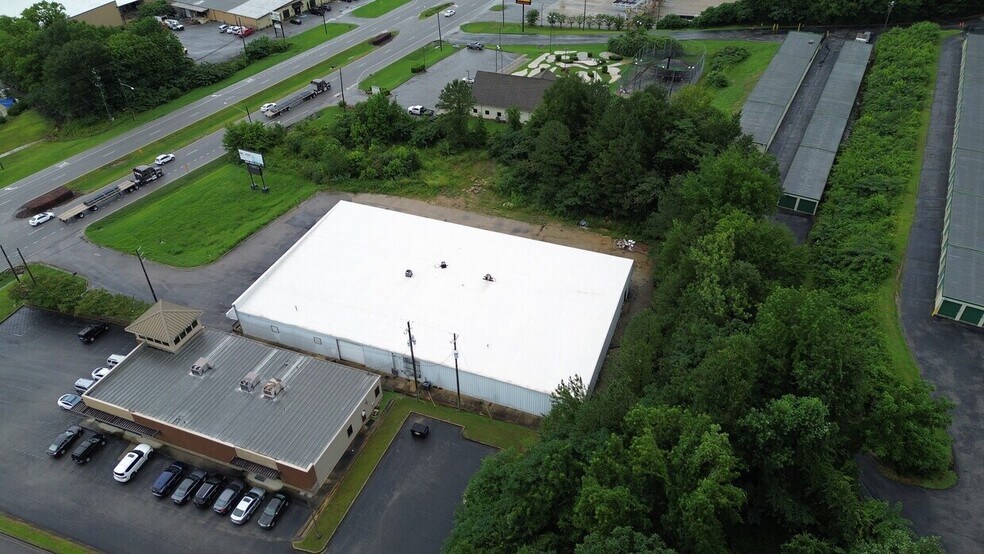 2615 Pelham Pky, Pelham, AL à vendre - Photo du bâtiment - Image 2 de 6