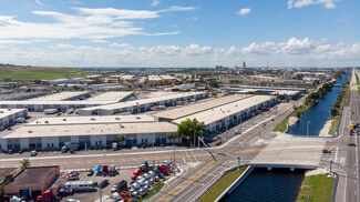 Plus de détails pour 10120-10280 NW South River Dr, Miami, FL - Industriel à louer