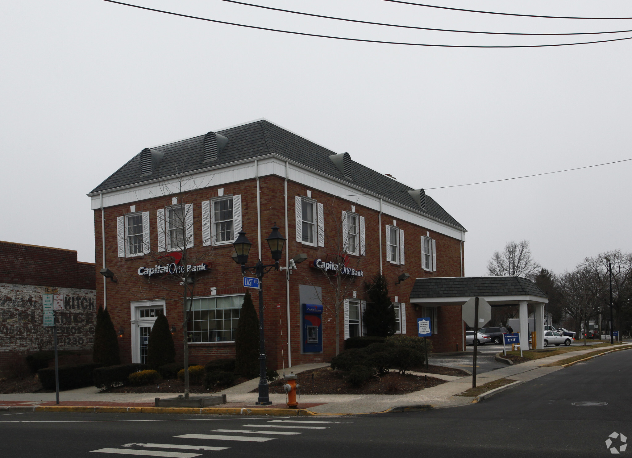 140 E Main St, Riverhead, NY for sale Primary Photo- Image 1 of 1