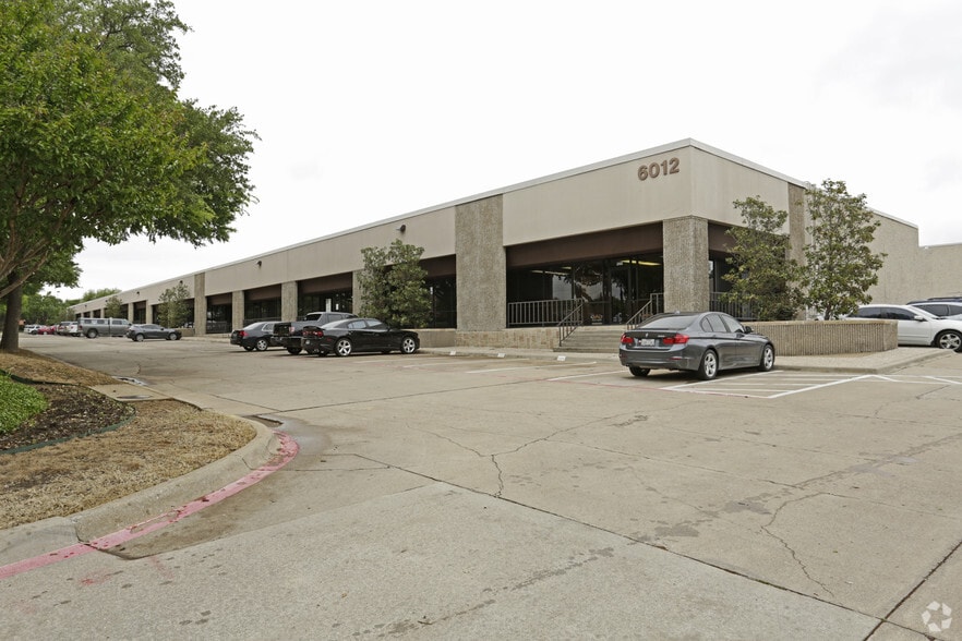 6012 Campus Circle Dr W, Irving, TX for lease - Building Photo - Image 2 of 7