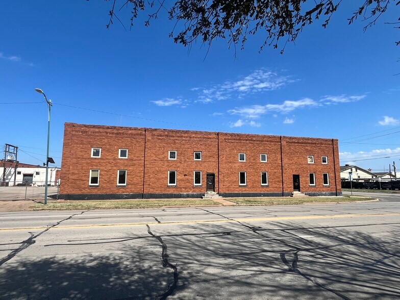 1213 Scott Ave, Wichita Falls, TX à vendre - Photo du bâtiment - Image 1 de 16