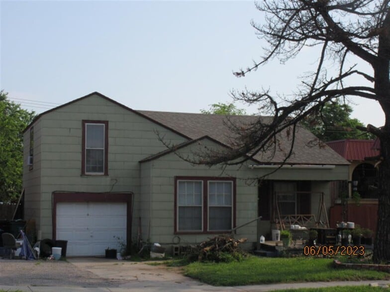 3821 NW 23rd St, Oklahoma City, OK for sale - Primary Photo - Image 1 of 1