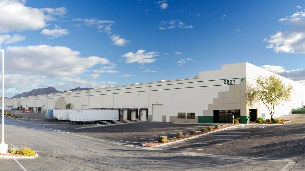 2875 N Lamb Blvd, Las Vegas, NV à louer - Photo du bâtiment - Image 2 de 11