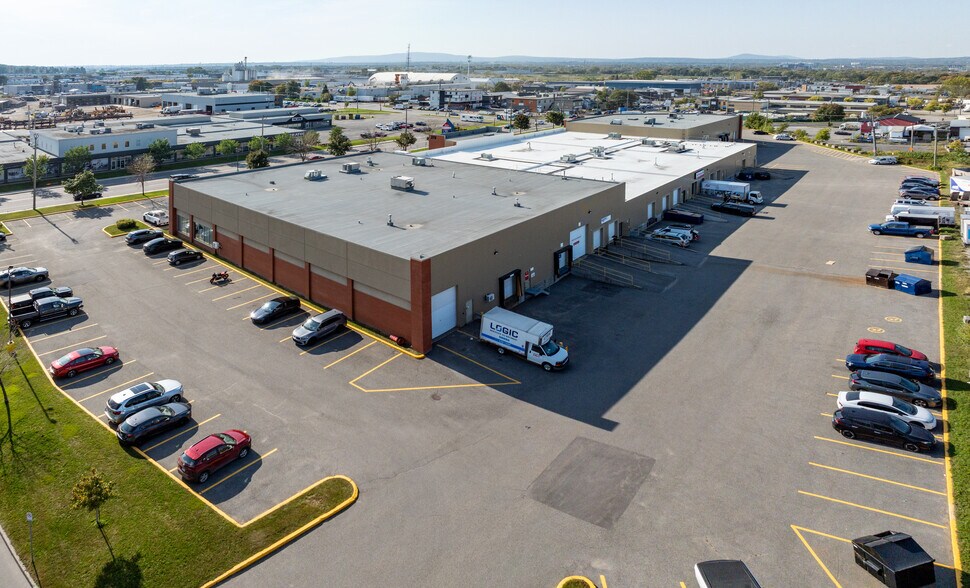 275 Saint-Sacrement, Québec, QC à louer - Photo du bâtiment - Image 3 de 5