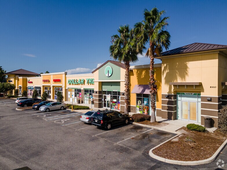 8972 Turkey Lake Rd, Orlando, FL à louer - Photo principale - Image 2 de 11