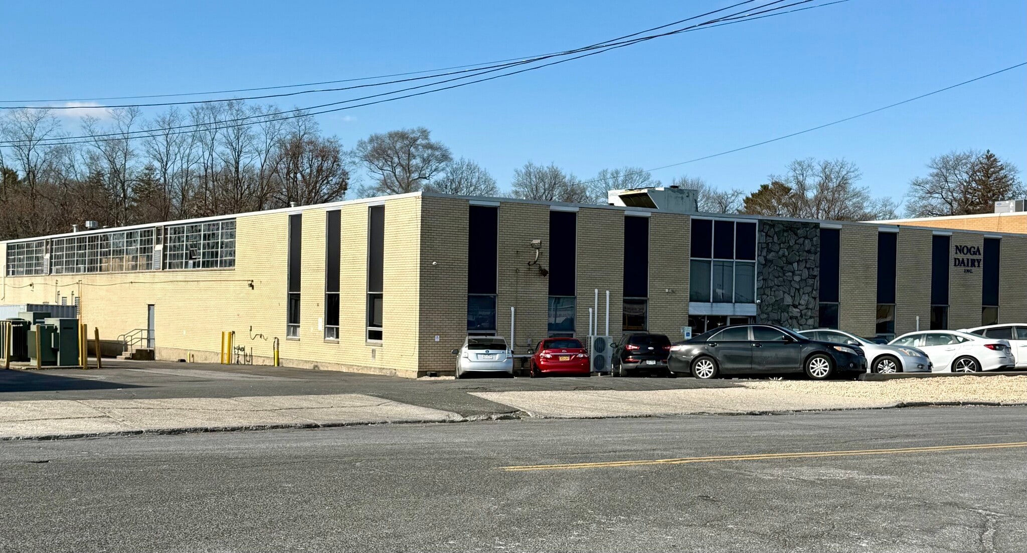 175 Price Pky, Farmingdale, NY for lease Building Photo- Image 1 of 3