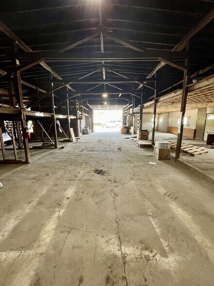 325 Grand St, Van Meter, IA à vendre - Photo du bâtiment - Image 2 de 8