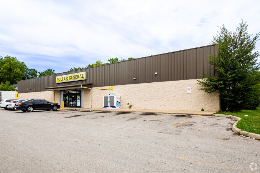 5000 E Linwood Blvd, Kansas City, MO for lease - Building Photo - Image 3 of 4