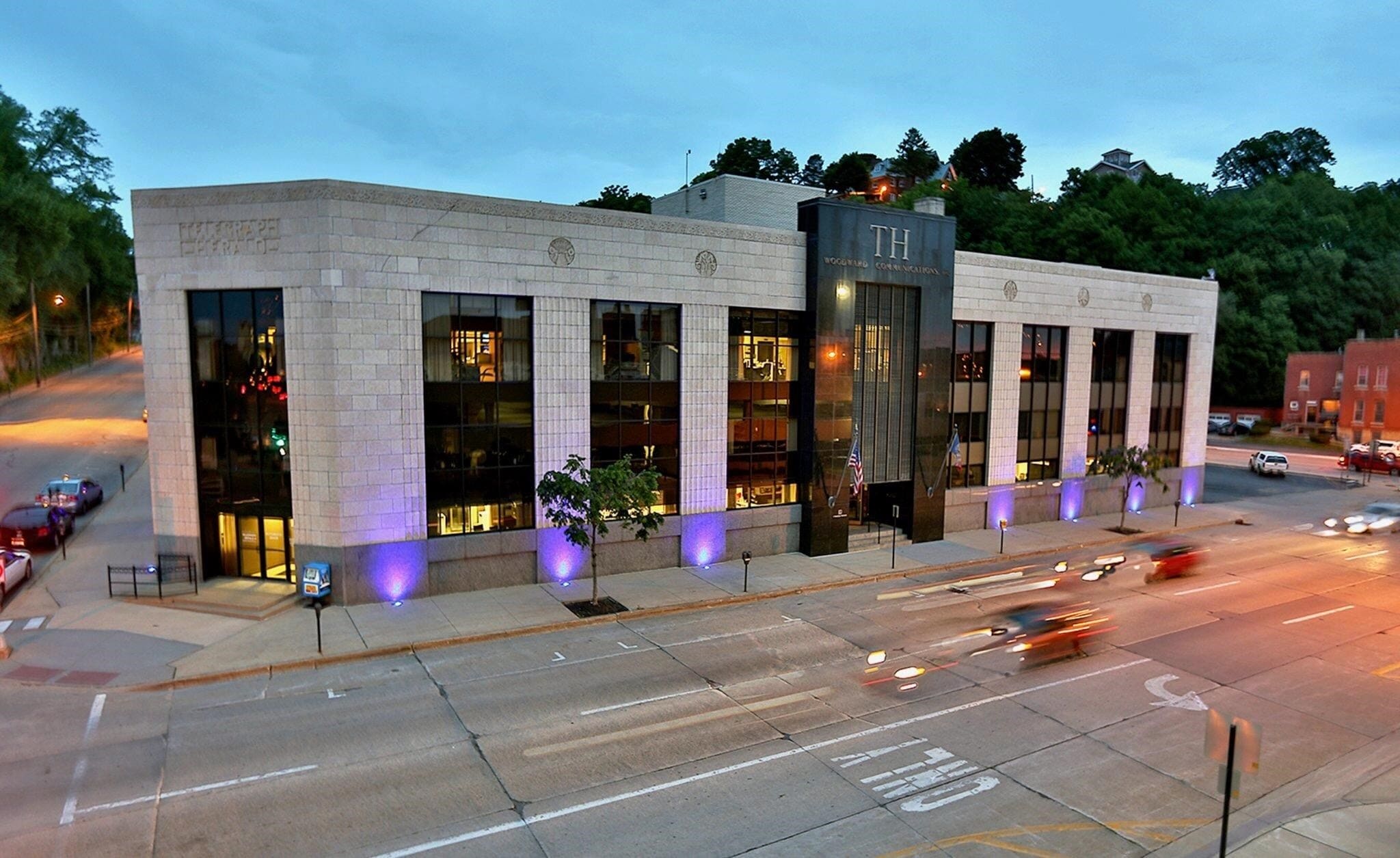 801 Bluff St, Dubuque, IA for lease Primary Photo- Image 1 of 5