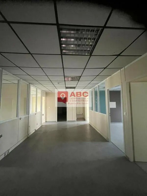 Office in Montpellier for sale Interior Photo- Image 1 of 5