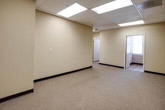 2693 Union Avenue Ext, Memphis, TN for lease Interior Photo- Image 2 of 8
