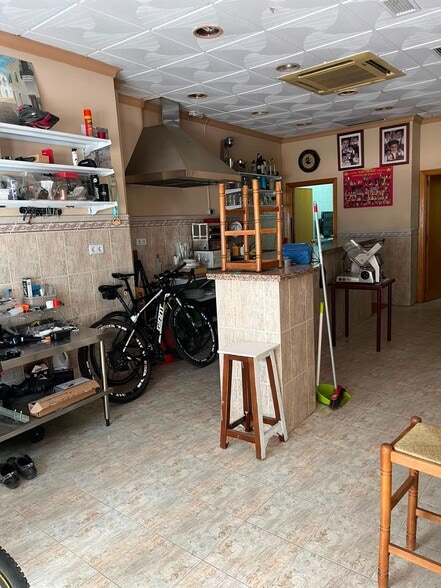 Retail in Córdoba, Córdoba for sale - Interior Photo - Image 2 of 6