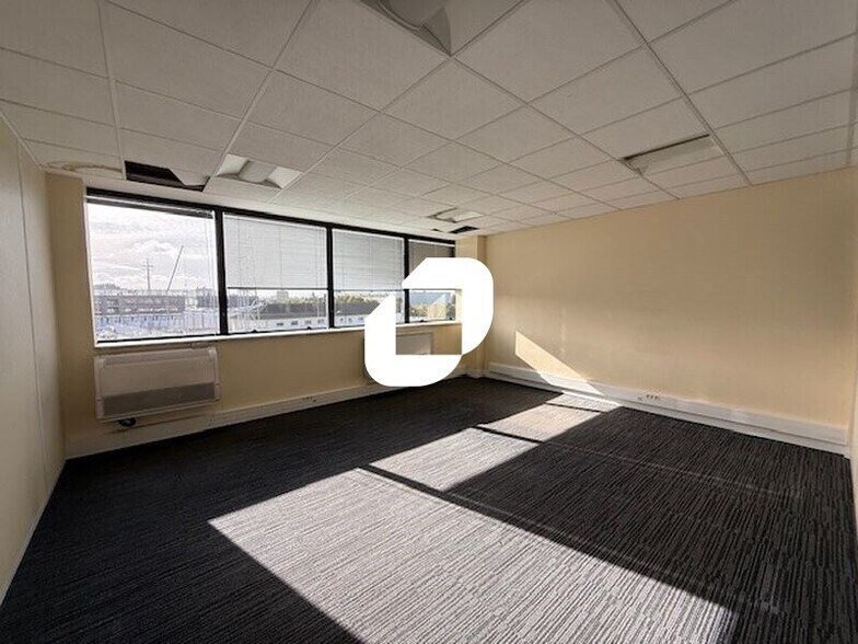 1 Rue De La Croix Des Maheux, Cergy à louer - Photo intérieure - Image 2 de 26