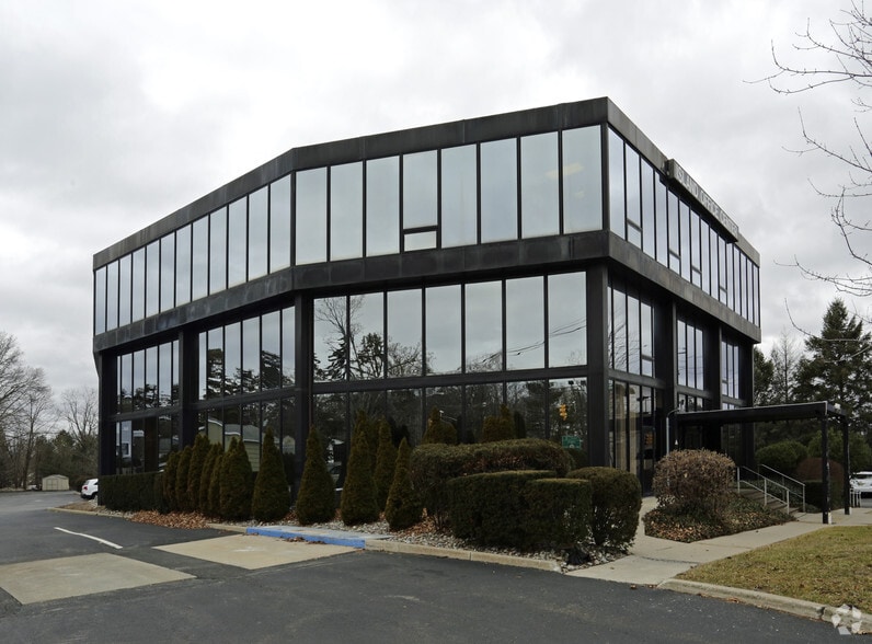 545 Island Rd, Ramsey, NJ for lease - Building Photo - Image 3 of 98