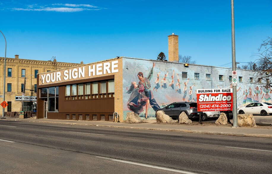 547 Notre Dame Ave, Winnipeg, MB for sale - Building Photo - Image 1 of 5