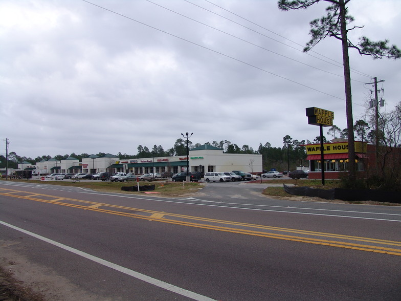 Sorrento Rd, Pensacola, FL à vendre - Photo du bâtiment - Image 2 de 2