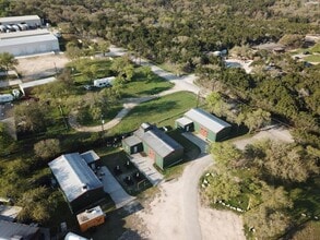 12345 Pauls Valley Rd, Austin, TX à louer Photo intérieure- Image 1 de 2