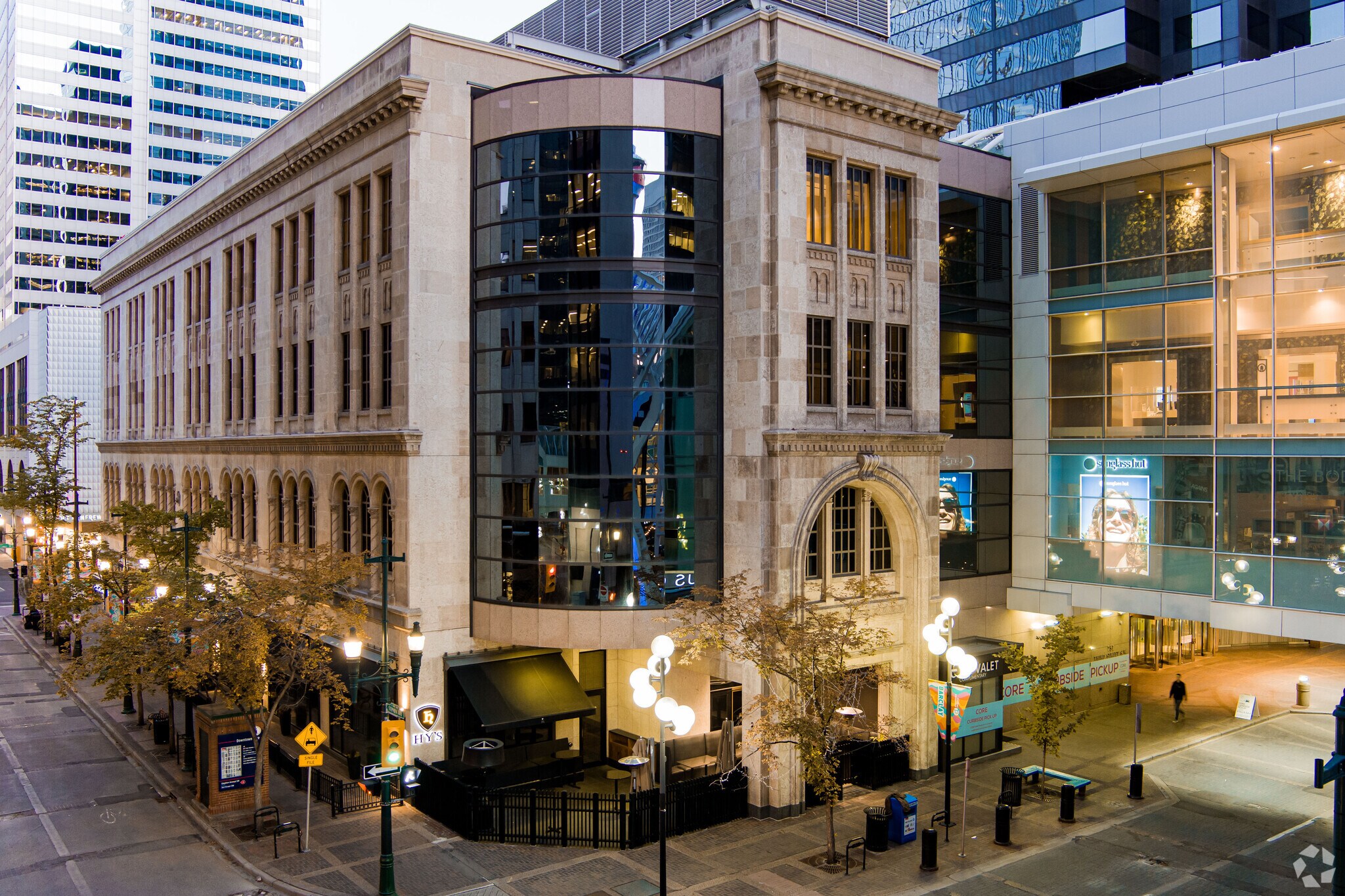 751 3rd St SW, Calgary, AB for sale Primary Photo- Image 1 of 1