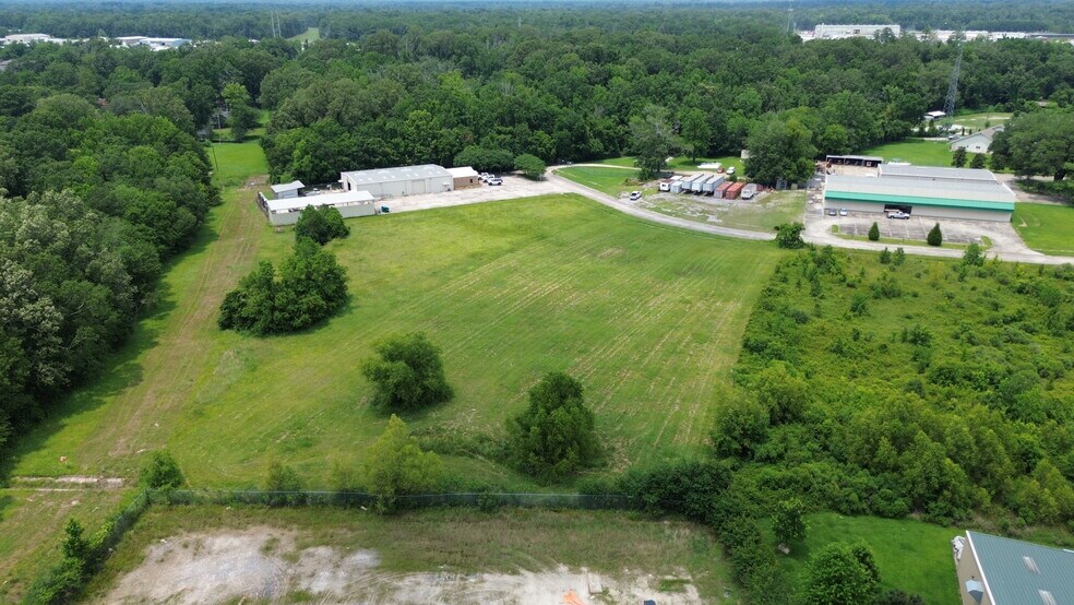 13130 Chene Ave, Baton Rouge, LA à vendre - Photo du bâtiment - Image 3 de 5