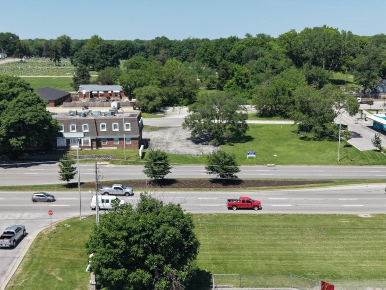Land Portfolio portefeuille de 3 propriétés à vendre sur LoopNet.ca - Photo du bâtiment - Image 1 de 5