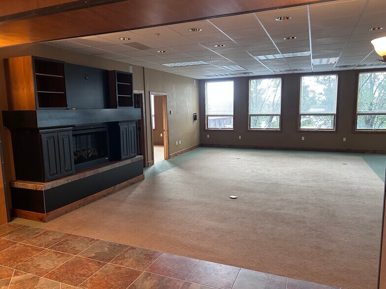 1404 Hawk Pky, Montrose, CO for lease - Building Photo - Image 2 of 39