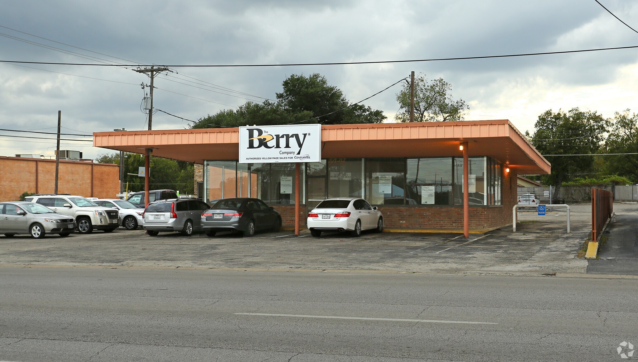 194 S Guadalupe St, San Marcos, TX for sale Primary Photo- Image 1 of 4