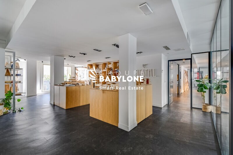 Rue Brunel, Paris for lease - Interior Photo - Image 1 of 14