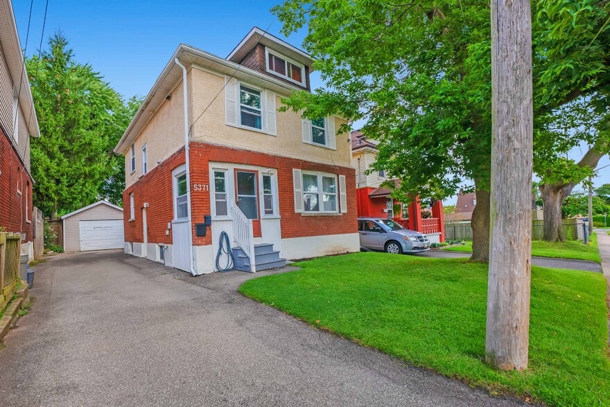 5371 Huron St, Niagara Falls, ON for sale - Building Photo - Image 3 of 38