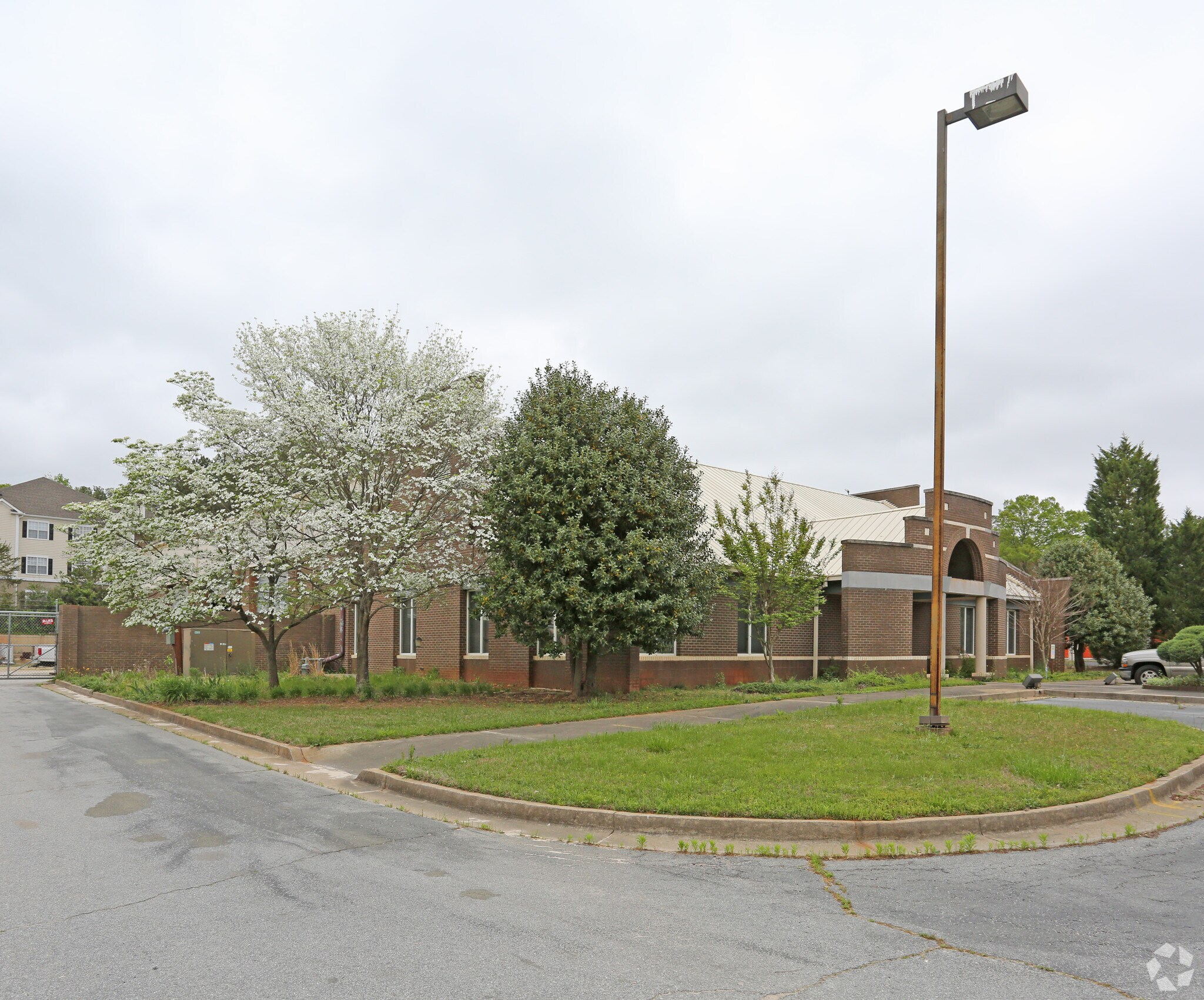 2920 N Decatur Rd, Decatur, GA à vendre Photo principale- Image 1 de 1