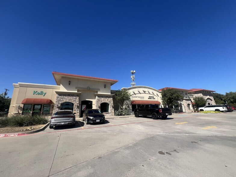 3549 Grapevine Mills Pky S, Grapevine, TX à louer - Photo du bâtiment - Image 1 de 7