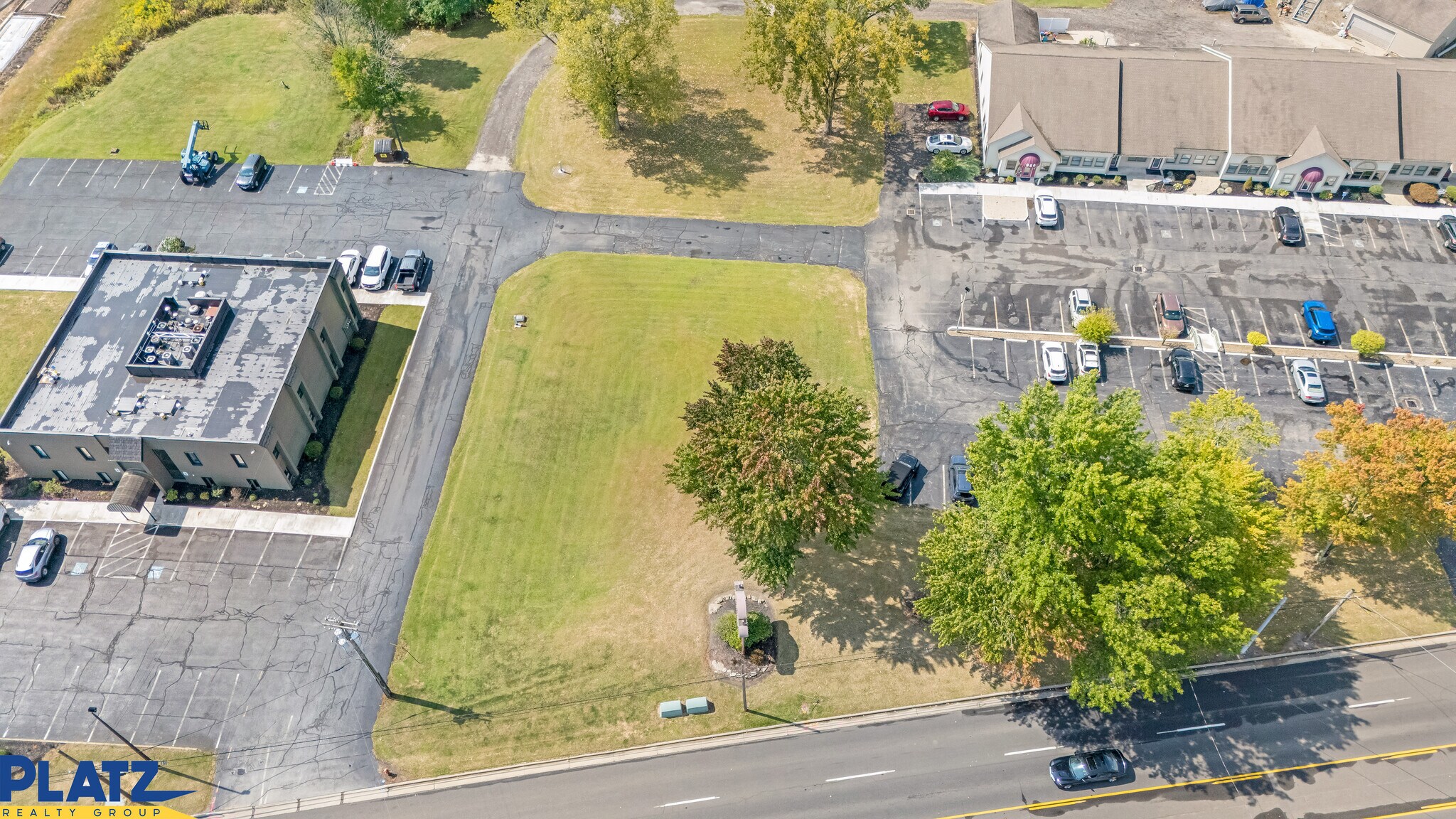 940 Youngstown Warren Rd, Niles, OH for lease Primary Photo- Image 1 of 5