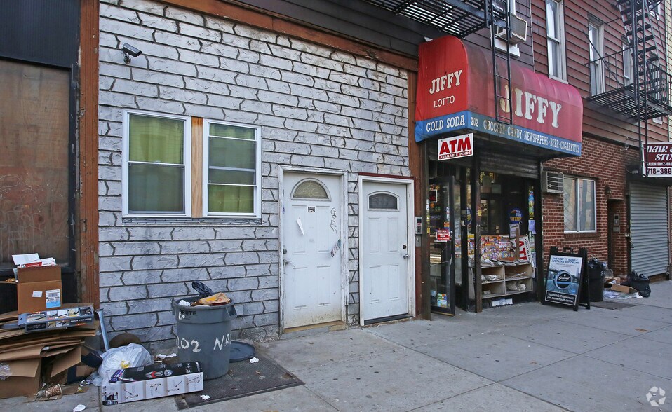 202 Nassau Ave, Brooklyn, NY à vendre - Photo du bâtiment - Image 3 de 7