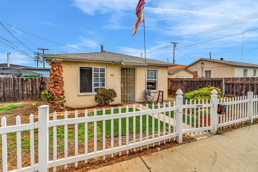 1258 Broadway, El Cajon, CA for sale - Building Photo - Image 2 of 28