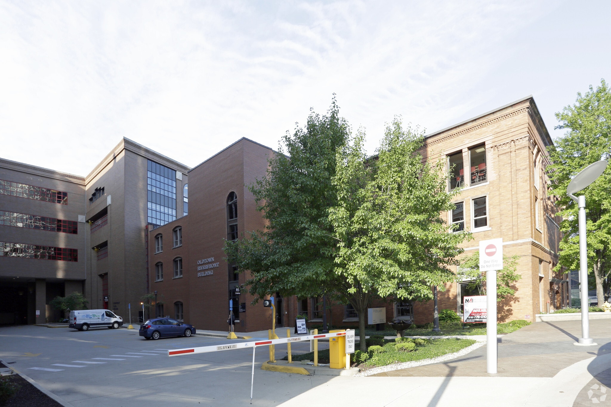 55 Campau Ave NW, Grand Rapids, MI for lease Primary Photo- Image 1 of 8