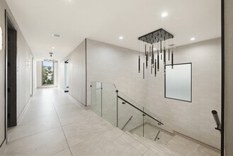 4041 Wilshire Blvd, Los Angeles, CA for lease Interior Photo- Image 1 of 10