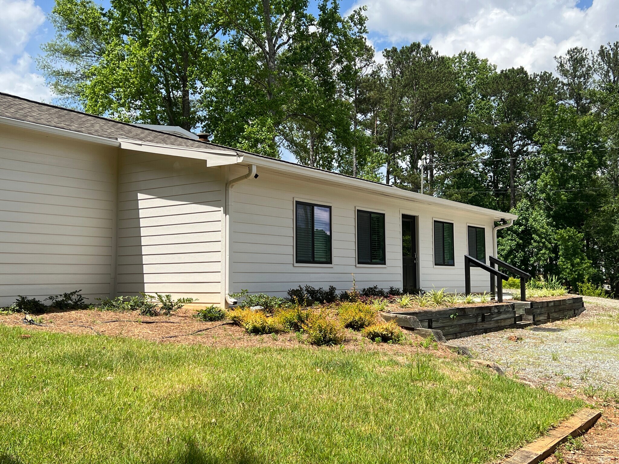 770 Dobbs Rd, Woodstock, GA à vendre Photo du bâtiment- Image 1 de 11