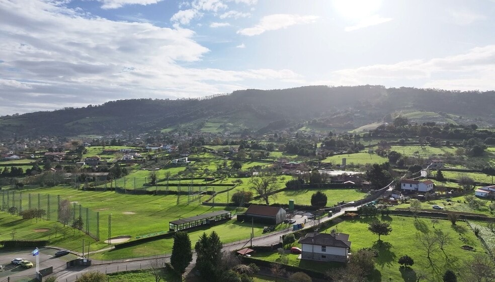 Vegas, Barrio de Zarracina, Parroquia de, Gijón, Asturias for sale - Building Photo - Image 2 of 22